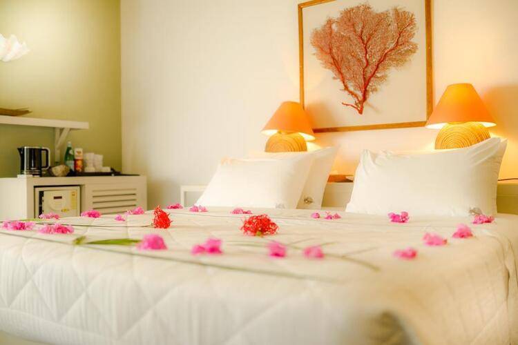 Nika Island Resort & Spa
