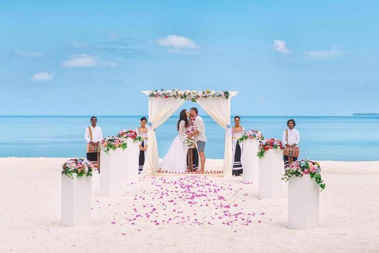 Sun Siyam Olhuveli (Ex. Olhuveli Beach & Spa Resort)