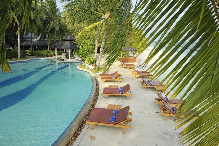 Royal Island Resort & Spa