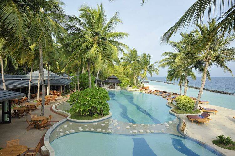 Royal Island Resort & Spa