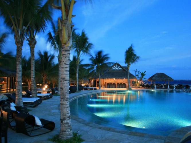 Taj Coral Reef Resort & Spa