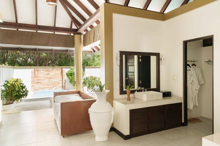 Sun Siyam Vilu Reef (Ex. Sun Aqua Vilu Reef, Ex. Vilu Reef Beach & Spa Resort)