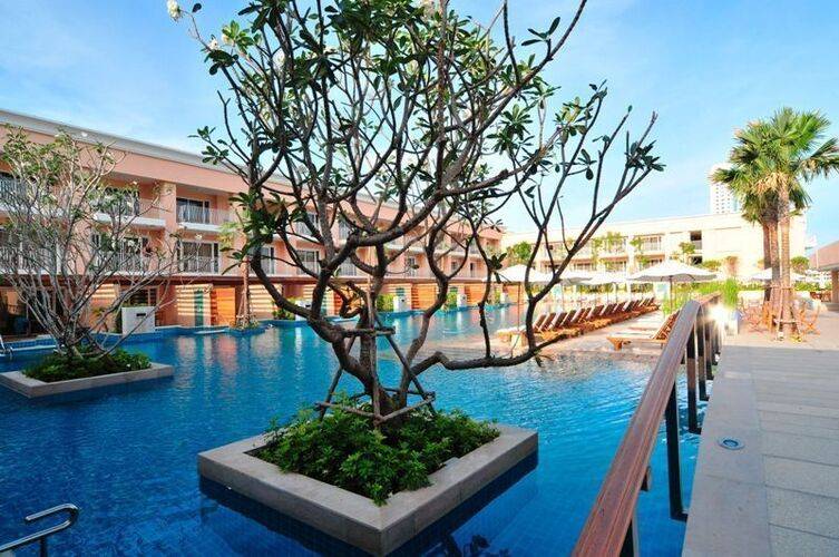Msocial Hotel Phuket (Ex.Millennium Resort)