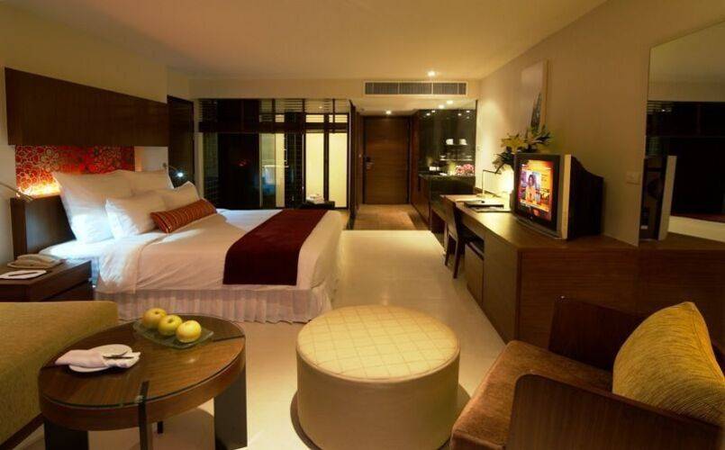 Msocial Hotel Phuket (Ex.Millennium Resort)