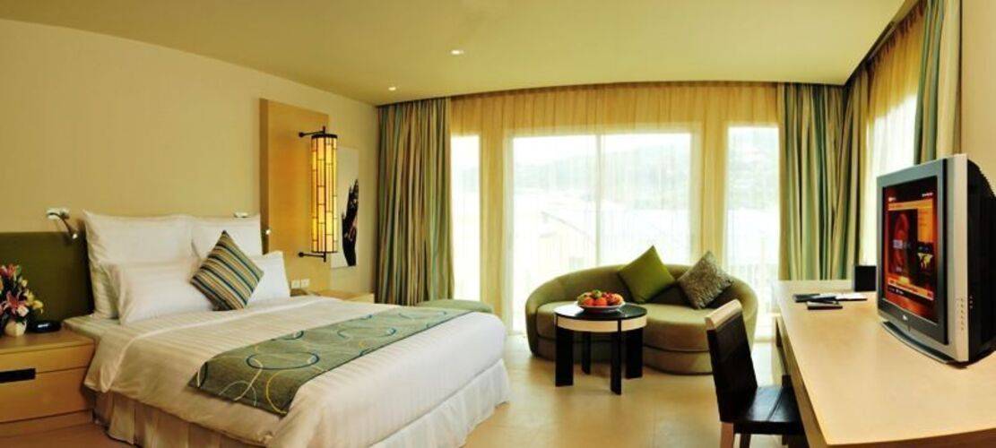 Msocial Hotel Phuket (Ex.Millennium Resort)