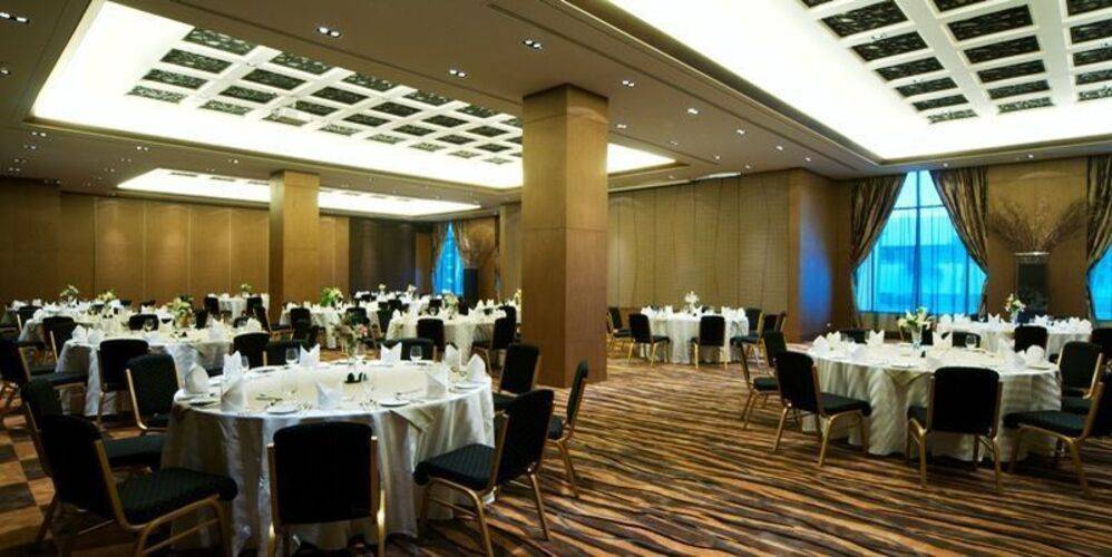 Msocial Hotel Phuket (Ex.Millennium Resort)