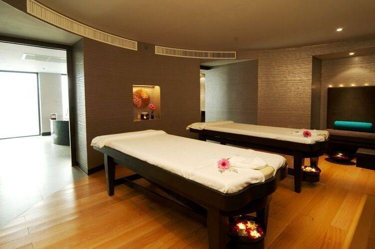 Msocial Hotel Phuket (Ex.Millennium Resort)