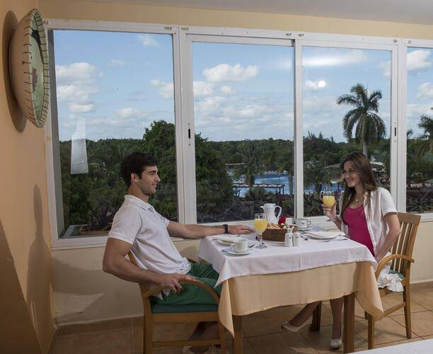 Blau Varadero (Adults Only 18+)