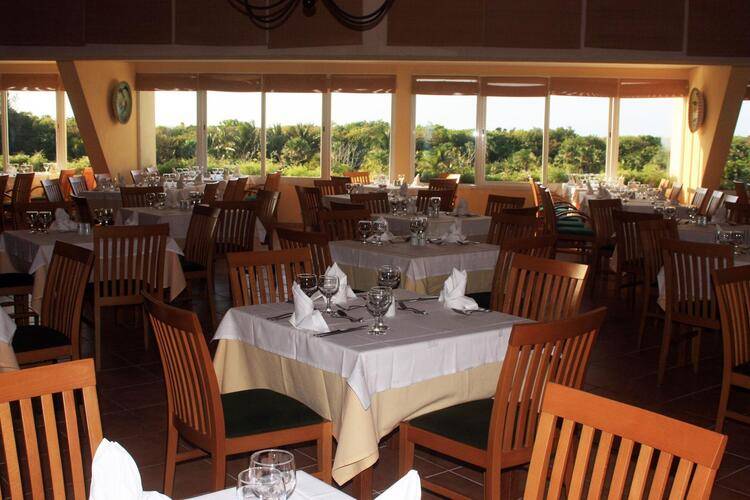 Blau Varadero (Adults Only 18+)