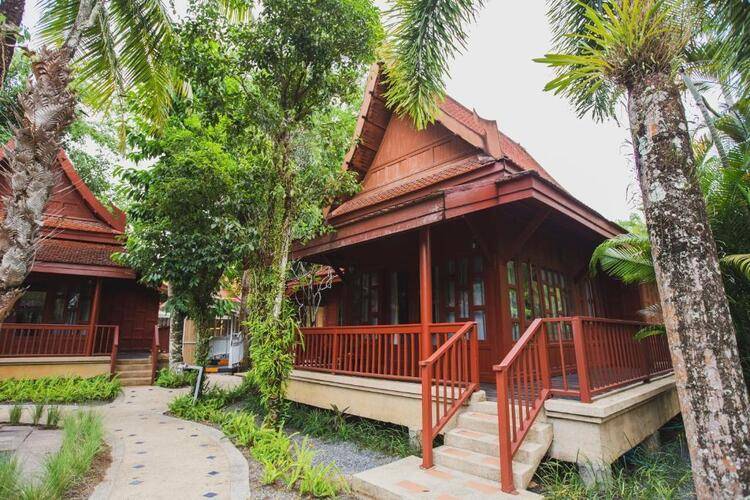 Ma Doo Bua Hotel (ex.At Panta Phuket)