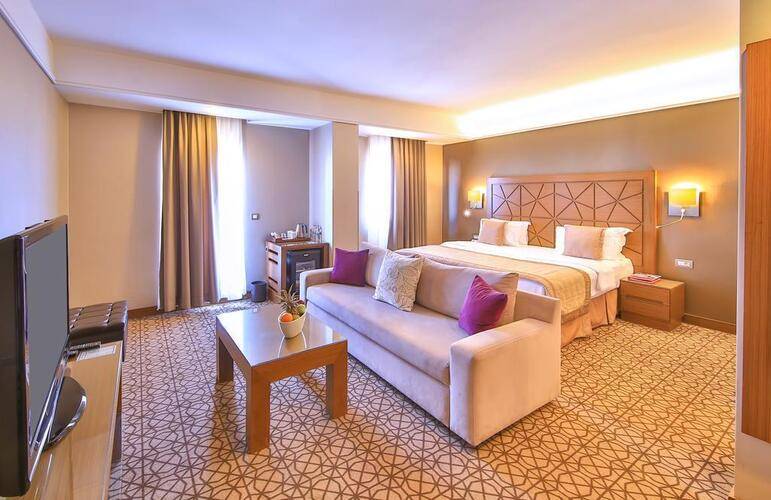 Ramada By Wyndham Istanbul Taksim (Ex. Madison Hotel)