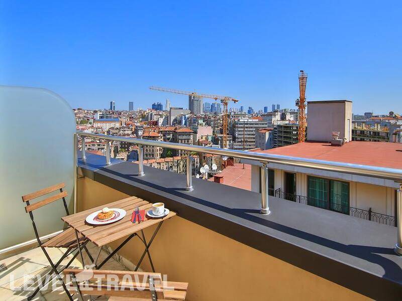 Фотография Ramada By Wyndham Istanbul Taksim (Ex. Madison Hotel)