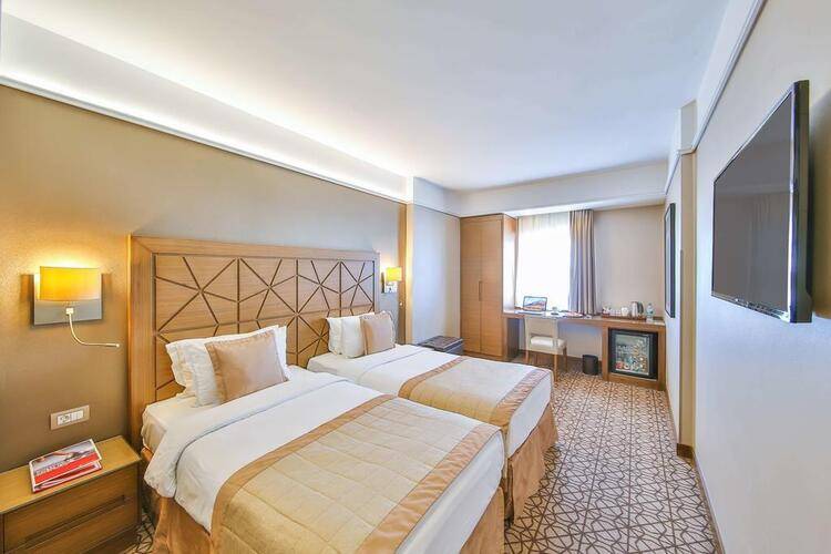 Ramada By Wyndham Istanbul Taksim (Ex. Madison Hotel)