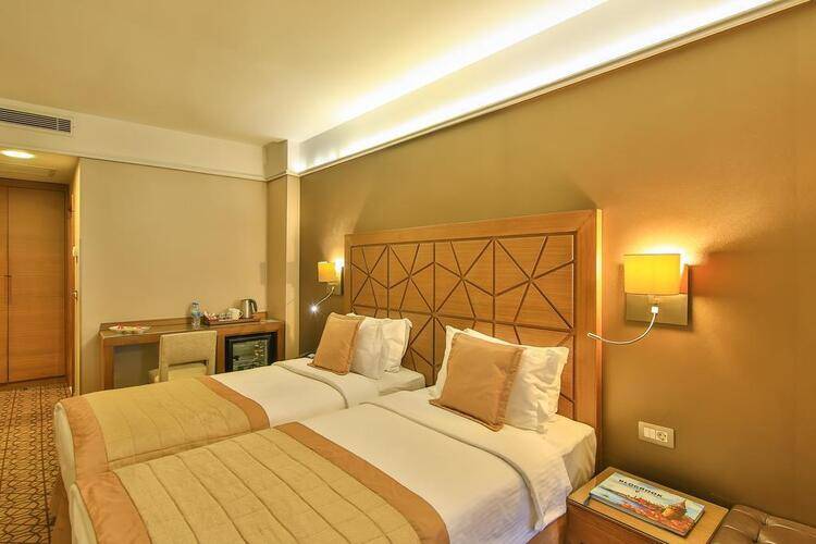 Ramada By Wyndham Istanbul Taksim (Ex. Madison Hotel)