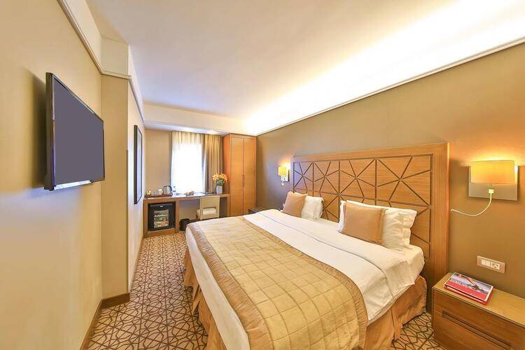 Ramada By Wyndham Istanbul Taksim (Ex. Madison Hotel)
