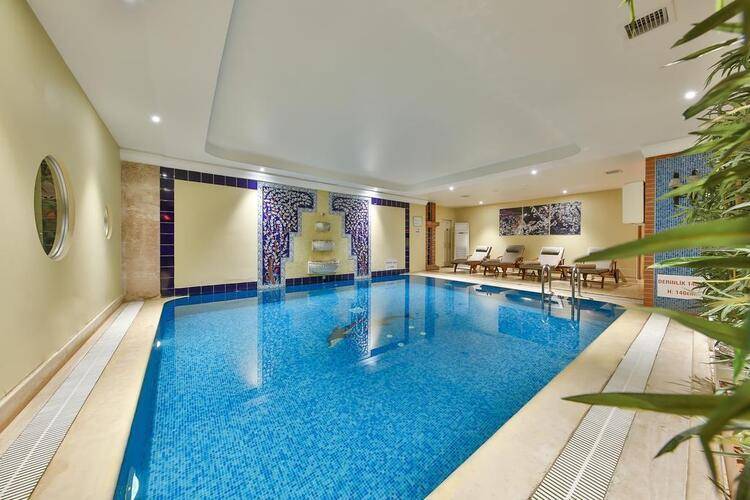 Ramada By Wyndham Istanbul Taksim (Ex. Madison Hotel)