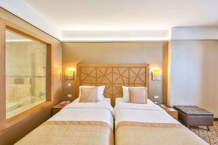 Ramada By Wyndham Istanbul Taksim (Ex. Madison Hotel)