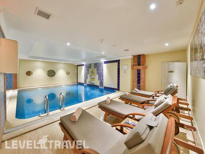Фотография Ramada By Wyndham Istanbul Taksim (Ex. Madison Hotel)