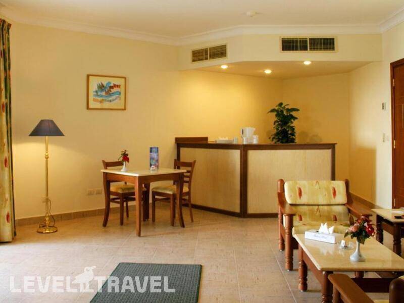 Фотография Falcon Hills Hotel