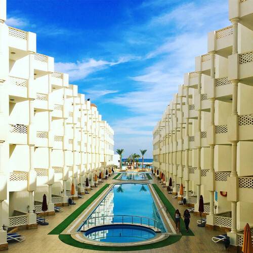 White Valley Palace