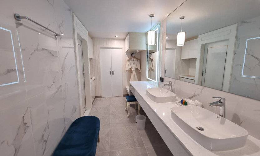 Pattaya Discovery Beach Hotel