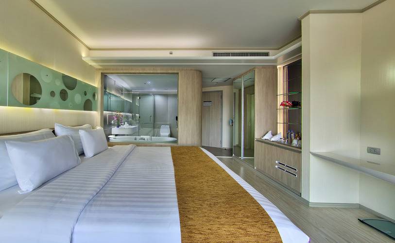Pattaya Discovery Beach Hotel