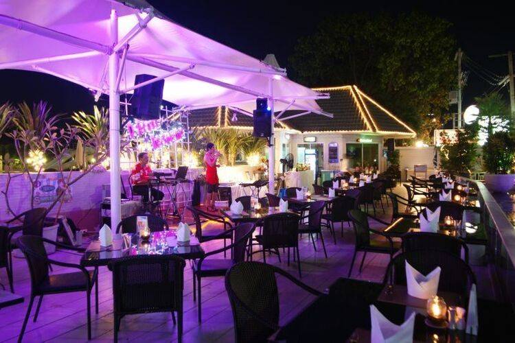 Pattaya Discovery Beach Hotel