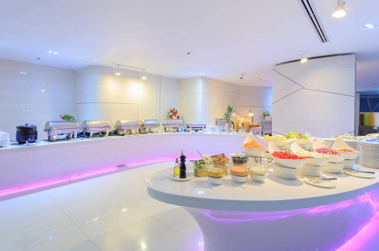 Pattaya Discovery Beach Hotel