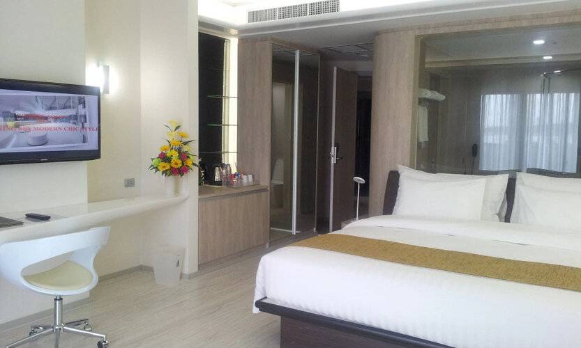 Pattaya Discovery Beach Hotel