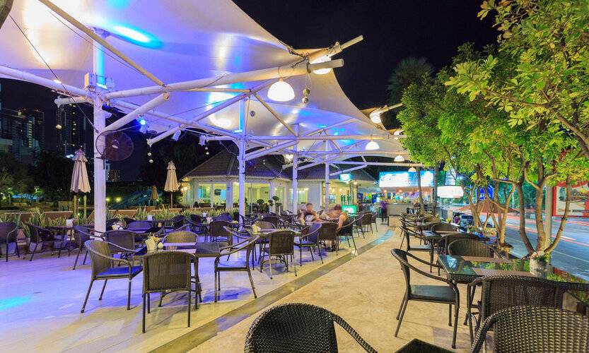 Pattaya Discovery Beach Hotel