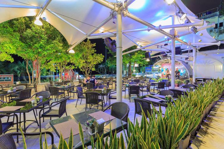 Pattaya Discovery Beach Hotel