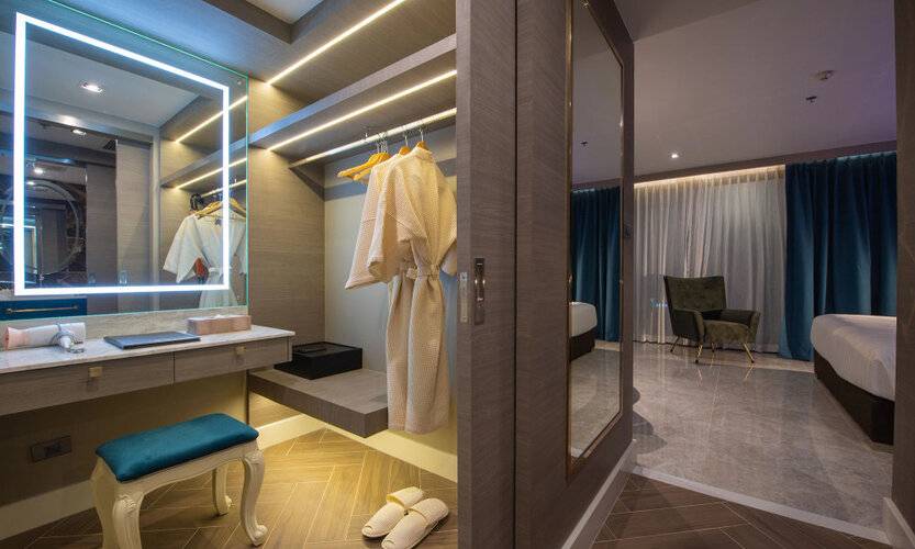 Pattaya Discovery Beach Hotel