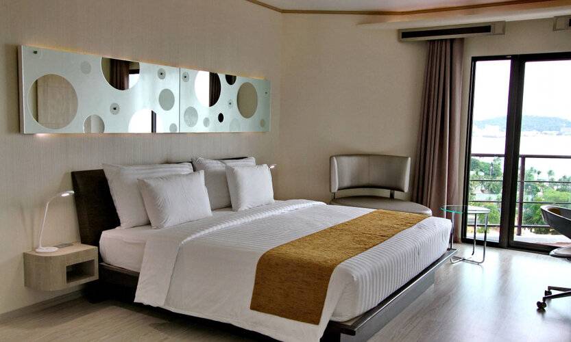 Pattaya Discovery Beach Hotel