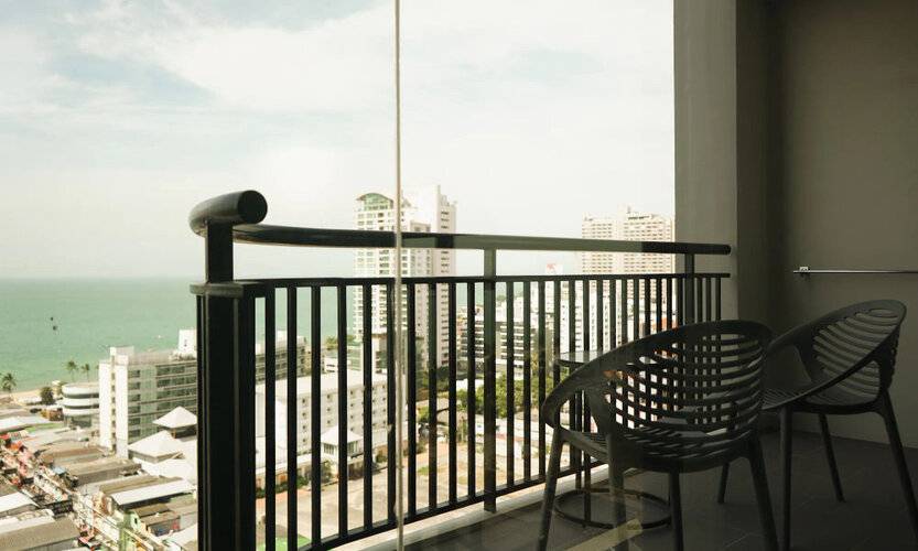 Pattaya Discovery Beach Hotel