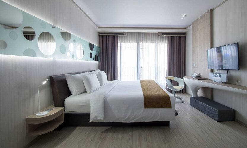 Pattaya Discovery Beach Hotel