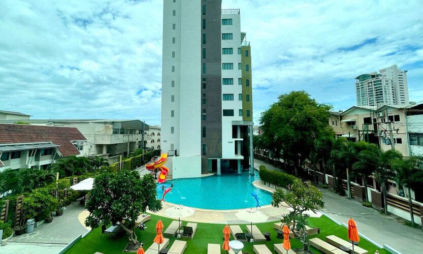 Pattaya Discovery Beach Hotel