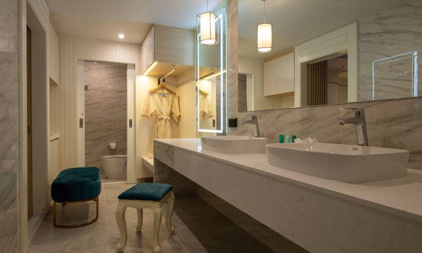 Pattaya Discovery Beach Hotel