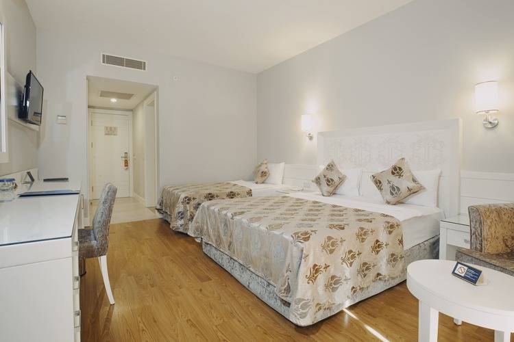 Vita Silva Hotel (Ex. Amelia Beach Resort Hotel)