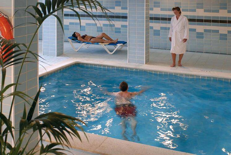 Tropic Park Hotel