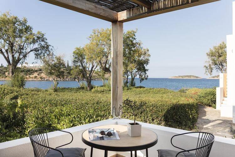 Minos Beach Art Hotel