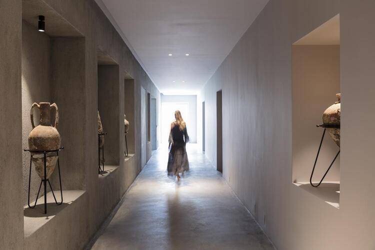 Minos Beach Art Hotel