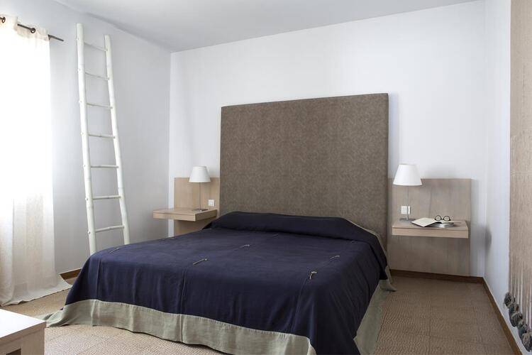 Minos Beach Art Hotel