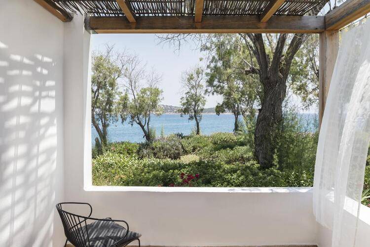 Minos Beach Art Hotel