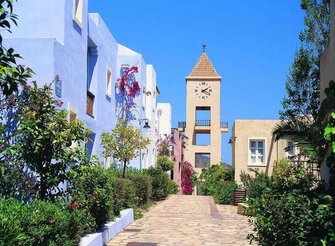 Candia Park Village