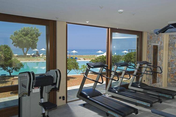 Kernos Beach Hotel & Bungalows
