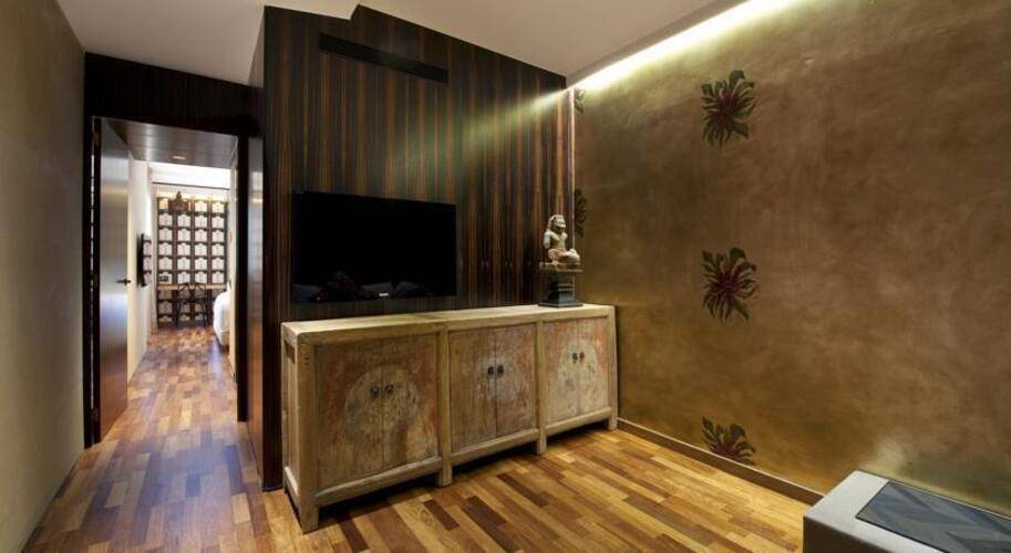 Claris Hotel — фото 8