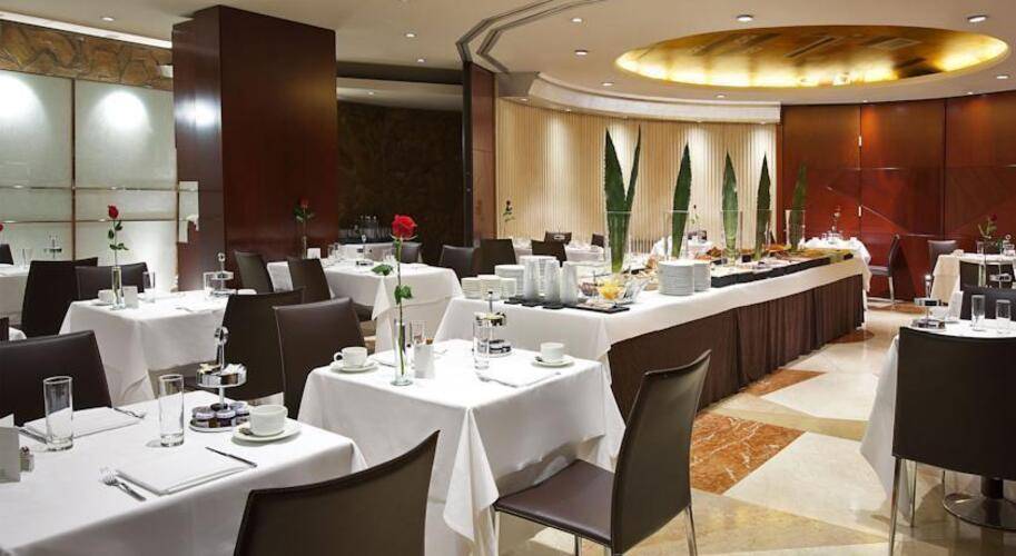 Claris Hotel — фото 30