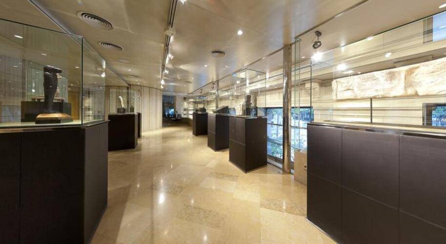 Claris Hotel — фото 32