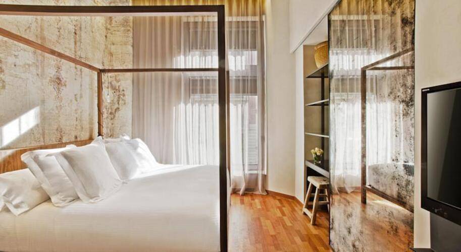 Claris Hotel — фото 17