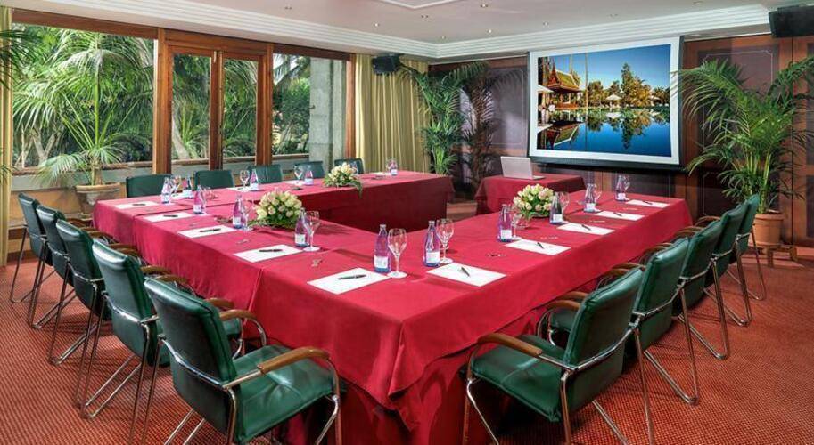 Botanico & The Oriental Spa Garden
